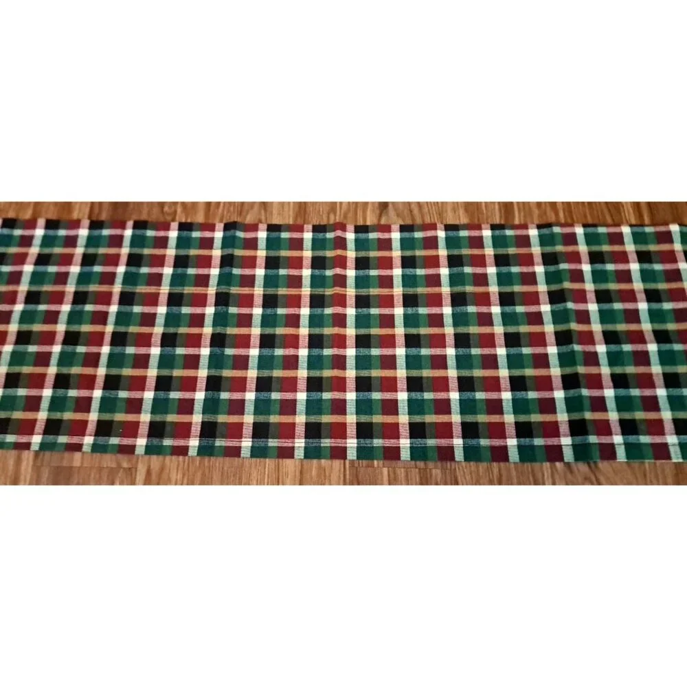 NWOT Plaid Curtain Valance Green Red Louis Hornick Farmhouse Country 58x15